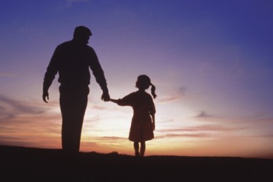 dad and daughter silhouette